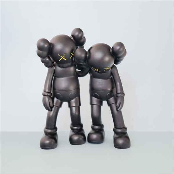 kaws001